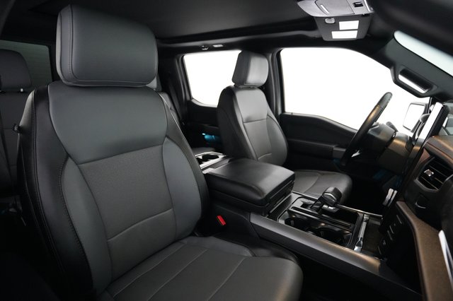 2023 Ford F-150 Lightning — photo 12 of 15