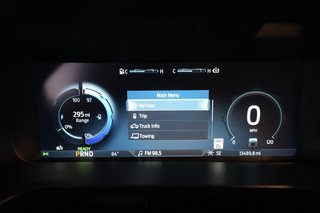 2023 Ford F-150 Lightning — photo 5 of 15