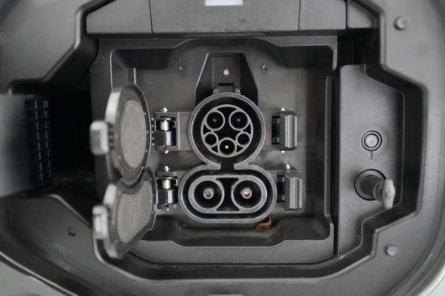 2023 Toyota bZ4X — photo 8 of 20