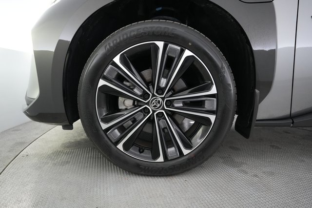 2023 Toyota bZ4X — photo 15 of 20