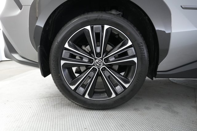 2023 Toyota bZ4X — photo 17 of 20