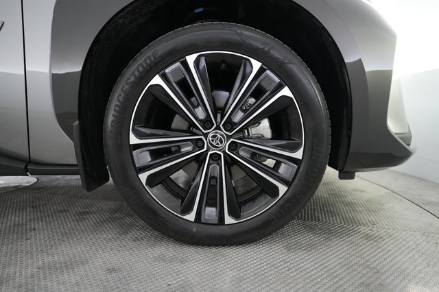 2023 Toyota bZ4X — photo 16 of 20