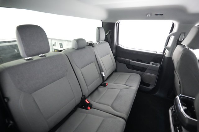 2024 Ford F-150 Lightning — photo 4 of 15