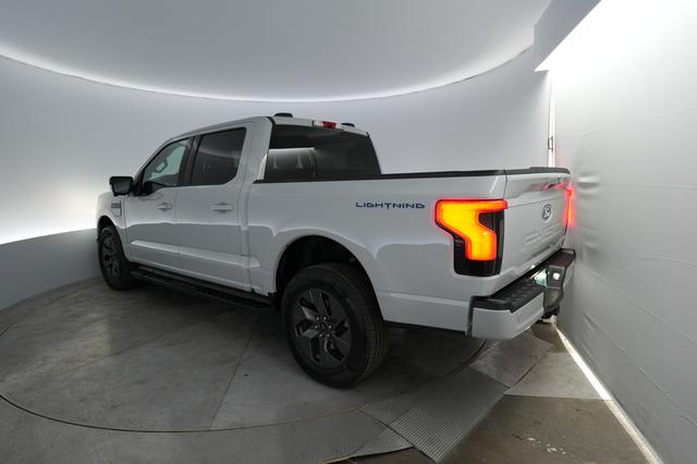 2024 Ford F-150 Lightning — photo 2 of 15