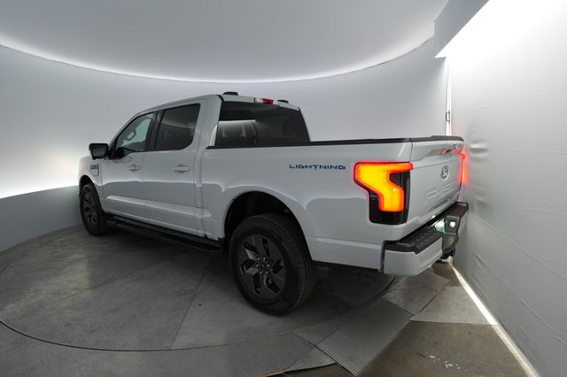 2024 Ford F-150 Lightning — photo 2 of 15