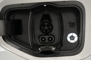 2024 Ford F-150 Lightning — photo 8 of 15