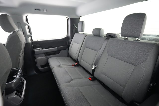 2024 Ford F-150 Lightning — photo 13 of 15
