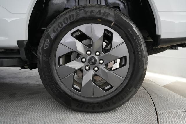 2024 Ford F-150 Lightning — photo 7 of 15