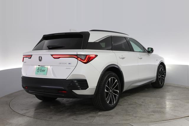 2024 Acura ZDX — photo 2 of 20