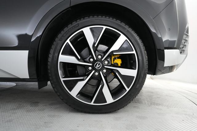 2024 Acura ZDX — photo 7 of 20