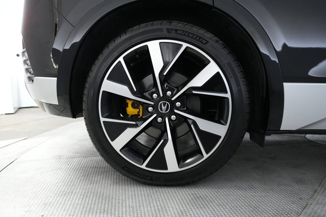 2024 Acura ZDX — photo 17 of 20