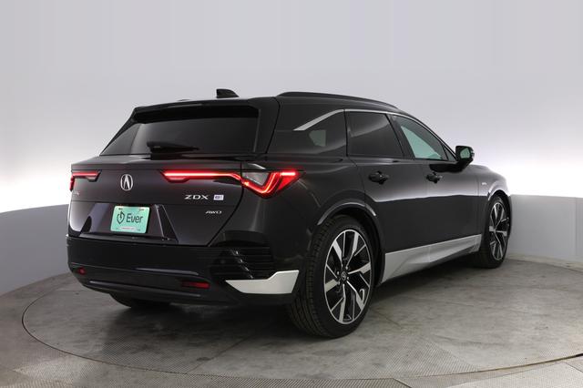 2024 Acura ZDX — photo 2 of 23