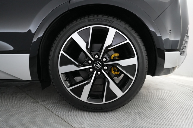 2024 Acura ZDX