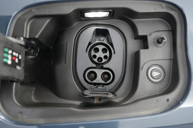 2025 Audi A6 e-tron — photo 8 of 22