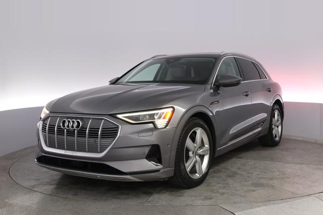 2019 Audi e-tron — VIN WA1VAAGE3KB008914