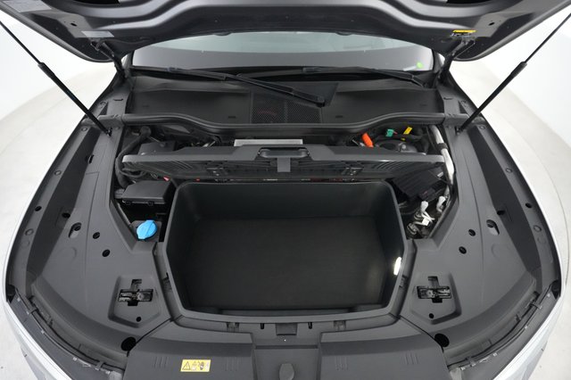 2019 Audi e-tron — photo 21 of 22