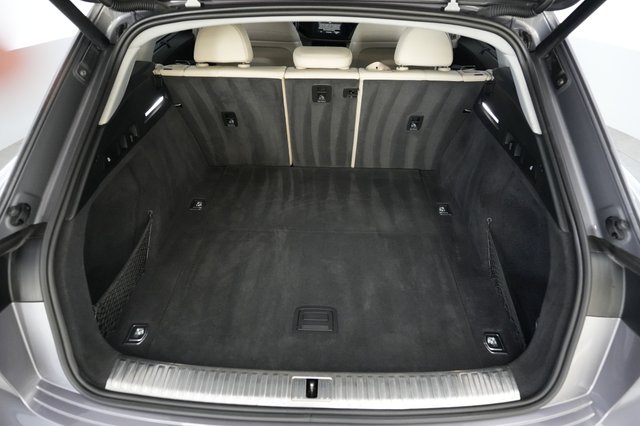 2019 Audi e-tron — photo 6 of 22