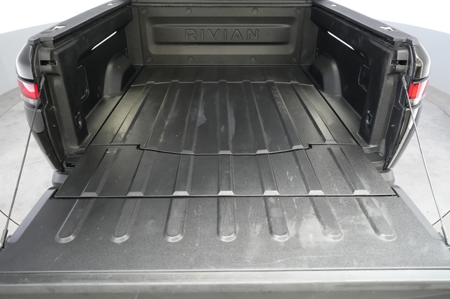 2022 Rivian R1T