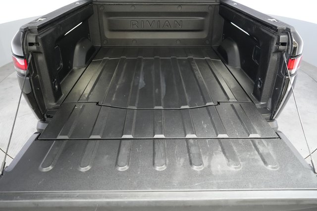 2022 Rivian R1T — photo 6 of 20