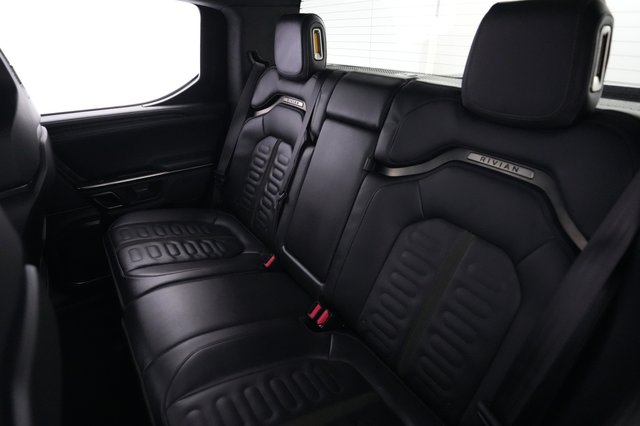 2022 Rivian R1T — photo 18 of 20