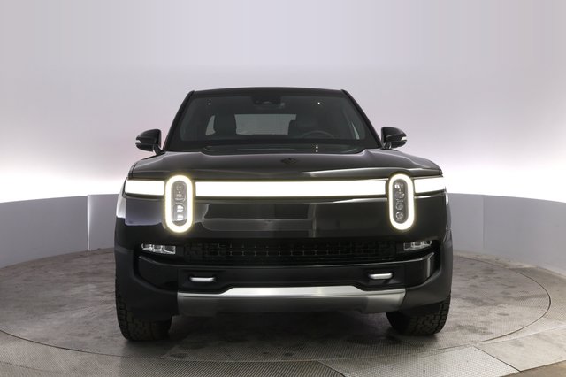 2022 Rivian R1T — photo 9 of 20