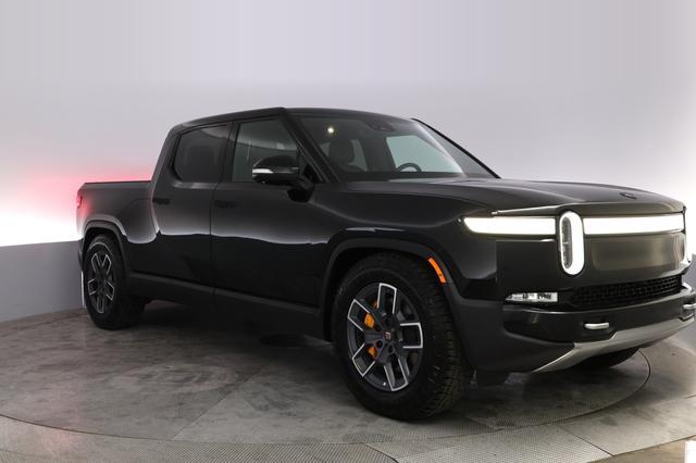 2022 Rivian R1T — photo 10 of 20