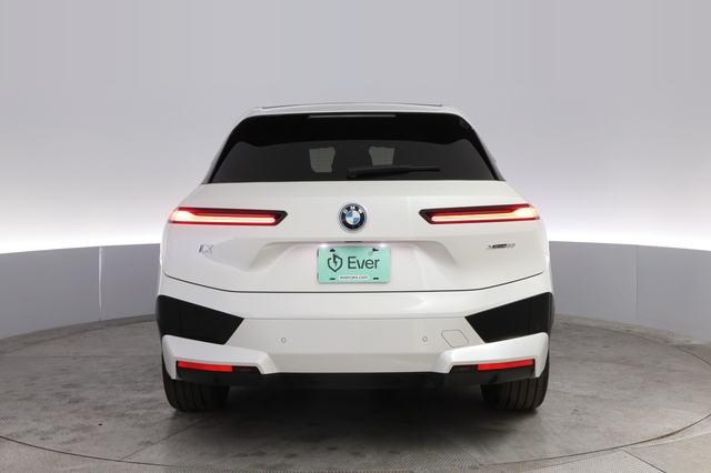 2022 BMW iX