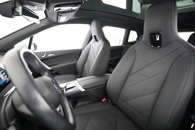 2022 BMW iX — photo 3 of 20