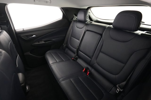2022 Chevrolet Bolt EUV — photo 19 of 22
