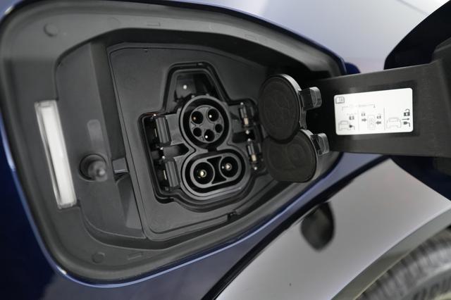 2023 Nissan Ariya — photo 8 of 20