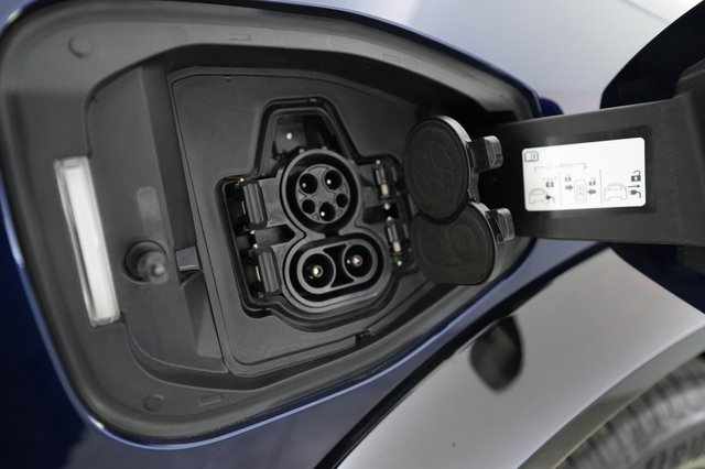 2023 Nissan Ariya — photo 8 of 20