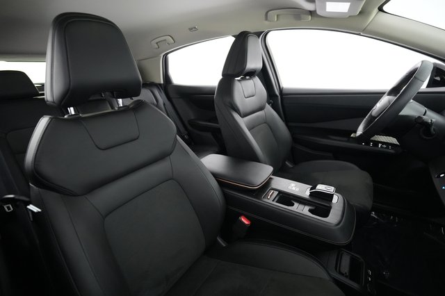 2023 Nissan Ariya — photo 3 of 20