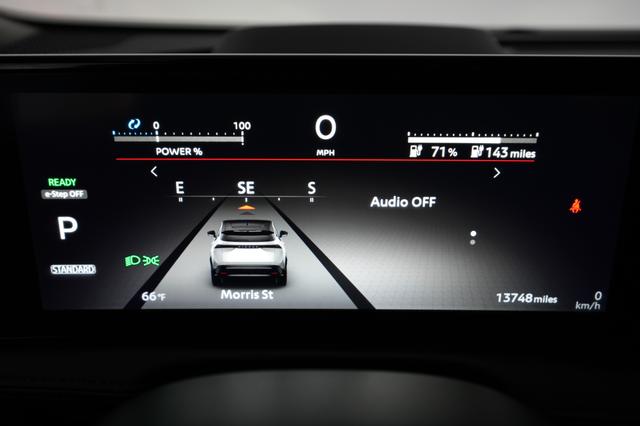 2023 Nissan Ariya — photo 5 of 20