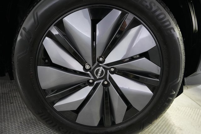 2023 Nissan Ariya — photo 16 of 20