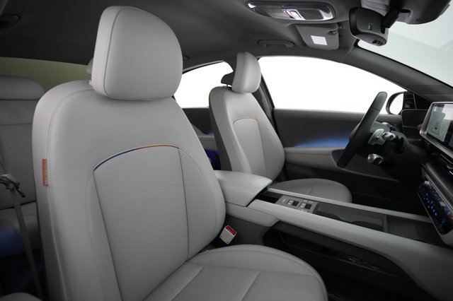 2023 Hyundai IONIQ 6 — photo 18 of 21