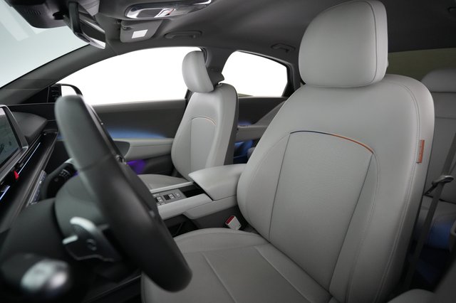 2023 Hyundai IONIQ 6 — photo 3 of 21