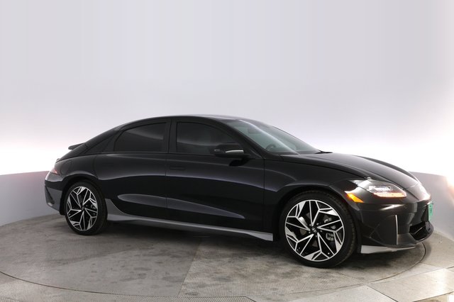 2023 Hyundai IONIQ 6 — photo 11 of 21