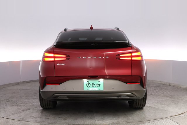 2023 Genesis GV60 — photo 12 of 21