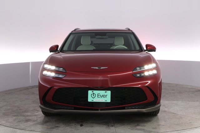 2023 Genesis GV60 — photo 9 of 21