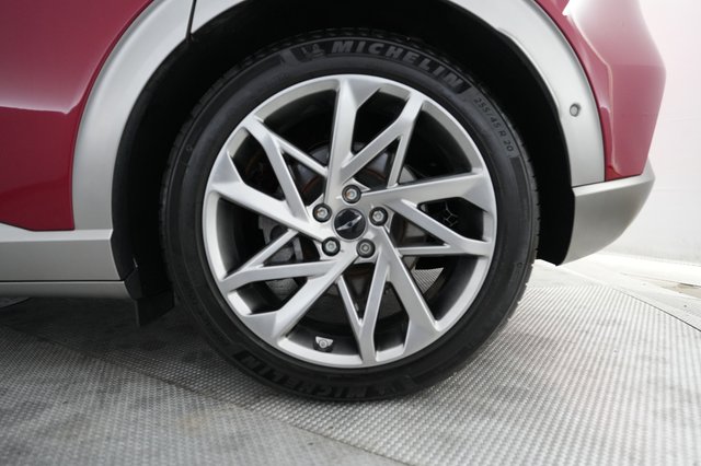 2023 Genesis GV60 — photo 7 of 21
