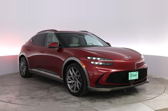2023 Genesis GV60 — photo 10 of 21