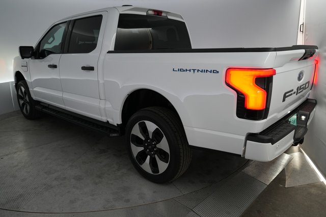 2023 Ford F-150 Lightning — photo 2 of 15