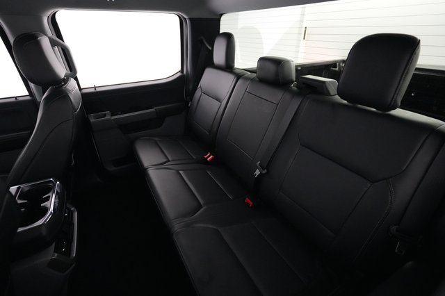 2023 Ford F-150 Lightning — photo 13 of 15