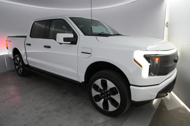 2023 Ford F-150 Lightning — VIN 1FTVW1EL3PWG33256