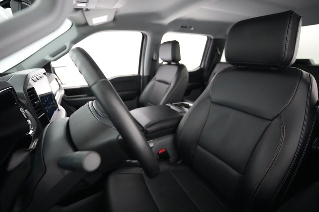 2023 Ford F-150 Lightning — photo 3 of 15