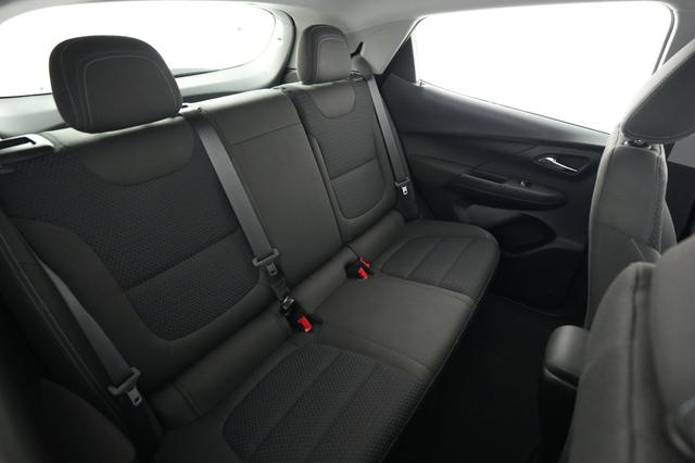 2023 Chevrolet Bolt EV — photo 4 of 20