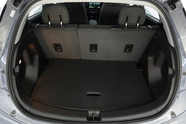 2023 Chevrolet Bolt EV — photo 6 of 20
