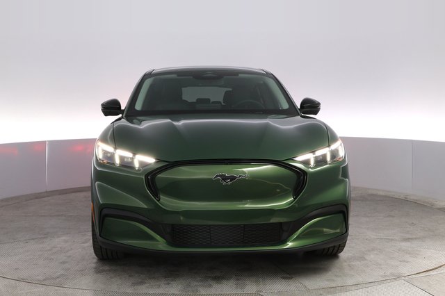 2025 Ford Mustang Mach-E — photo 9 of 21