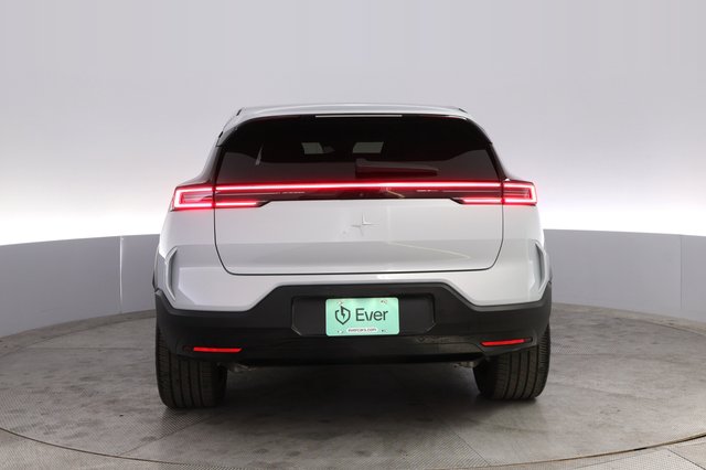 2025 Polestar 3 — photo 12 of 21