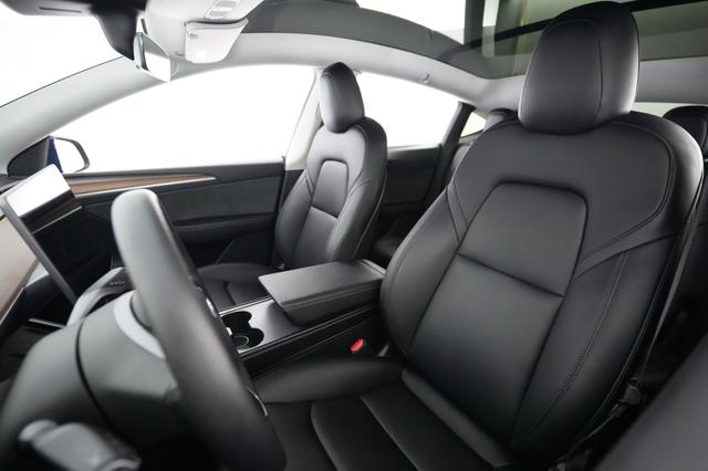 2022 Tesla Model Y — photo 3 of 21